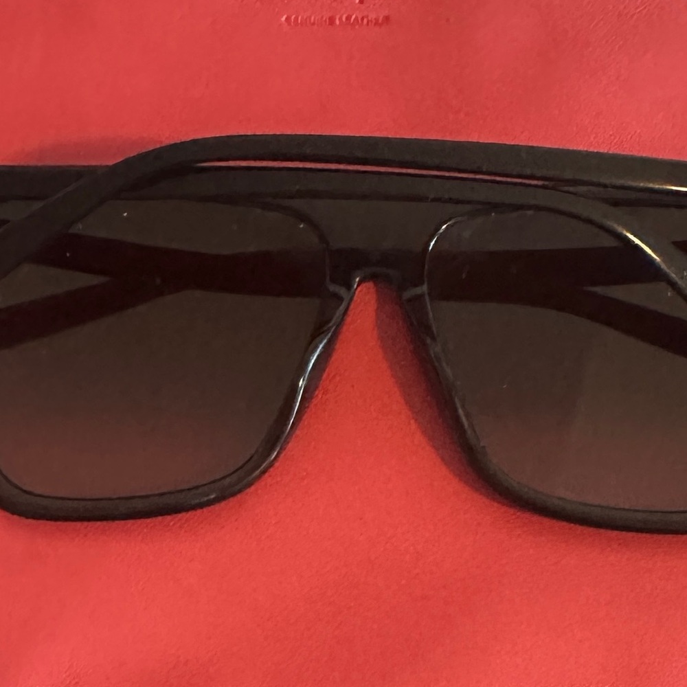 Givenchy Black Sunglasses for Women - Picture 2 of 3